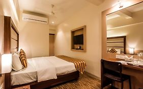 Super Capital O Hotel Konar Inn